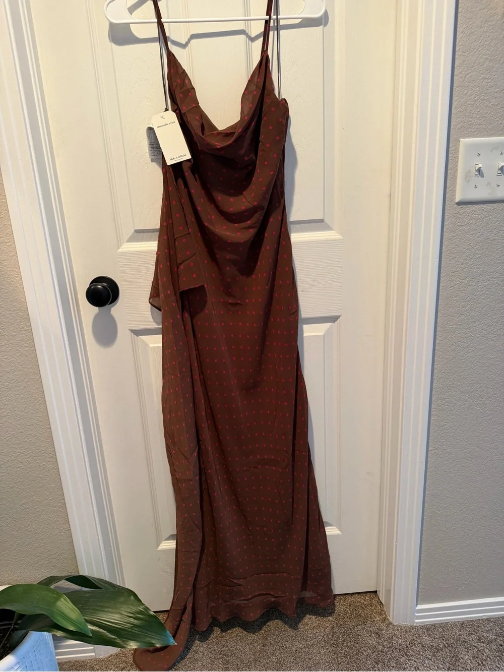 A&F Julia Slip Scarf Maxi Dress - Brown with pink Dot